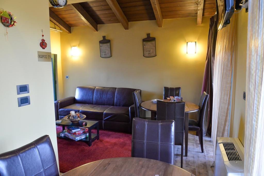 Vathyskia Guesthouse Kato Sinikia Trikalon Exterior photo